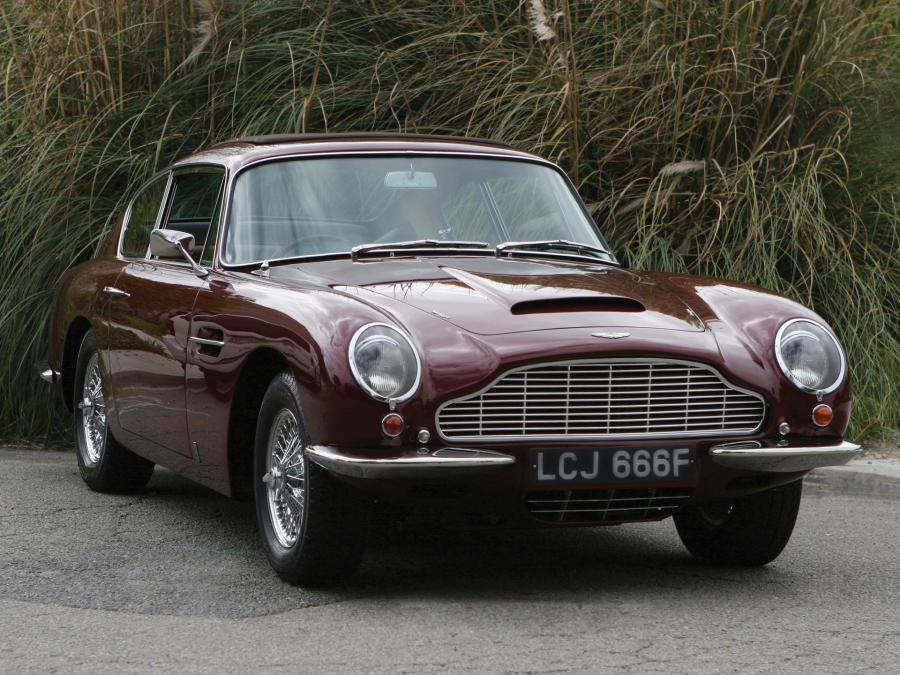  Aston Martin DB6 1968 года  (UK) (фото 1 из 18)